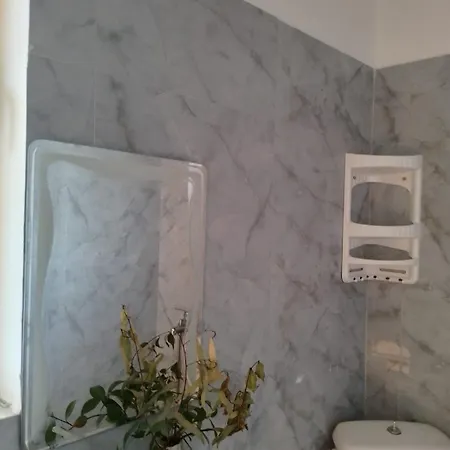 My House בית הארחה *